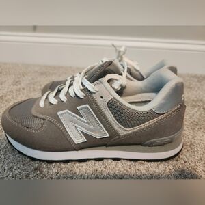 Womens New Balance 9D 574 lifestyle shoe